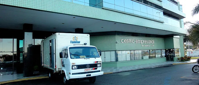 Mudanças comerciais para empresas e escritórios